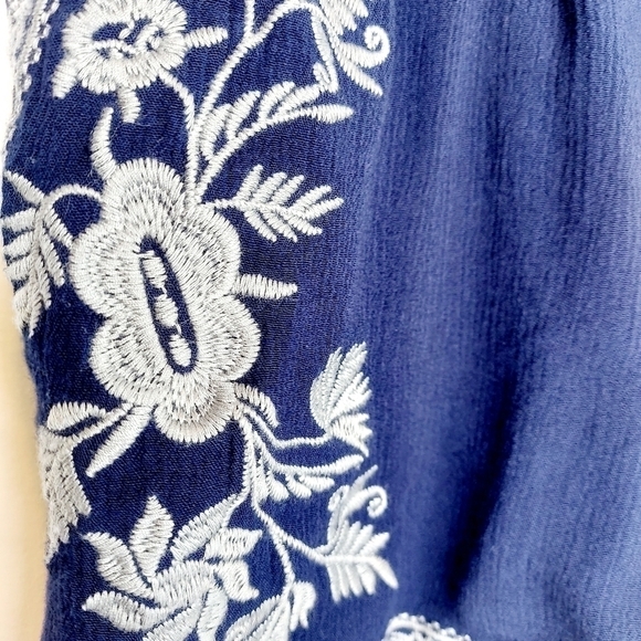 Skies Are Blue Navy Boho Embroidered Trim Shorts S - Picture 4 of 12